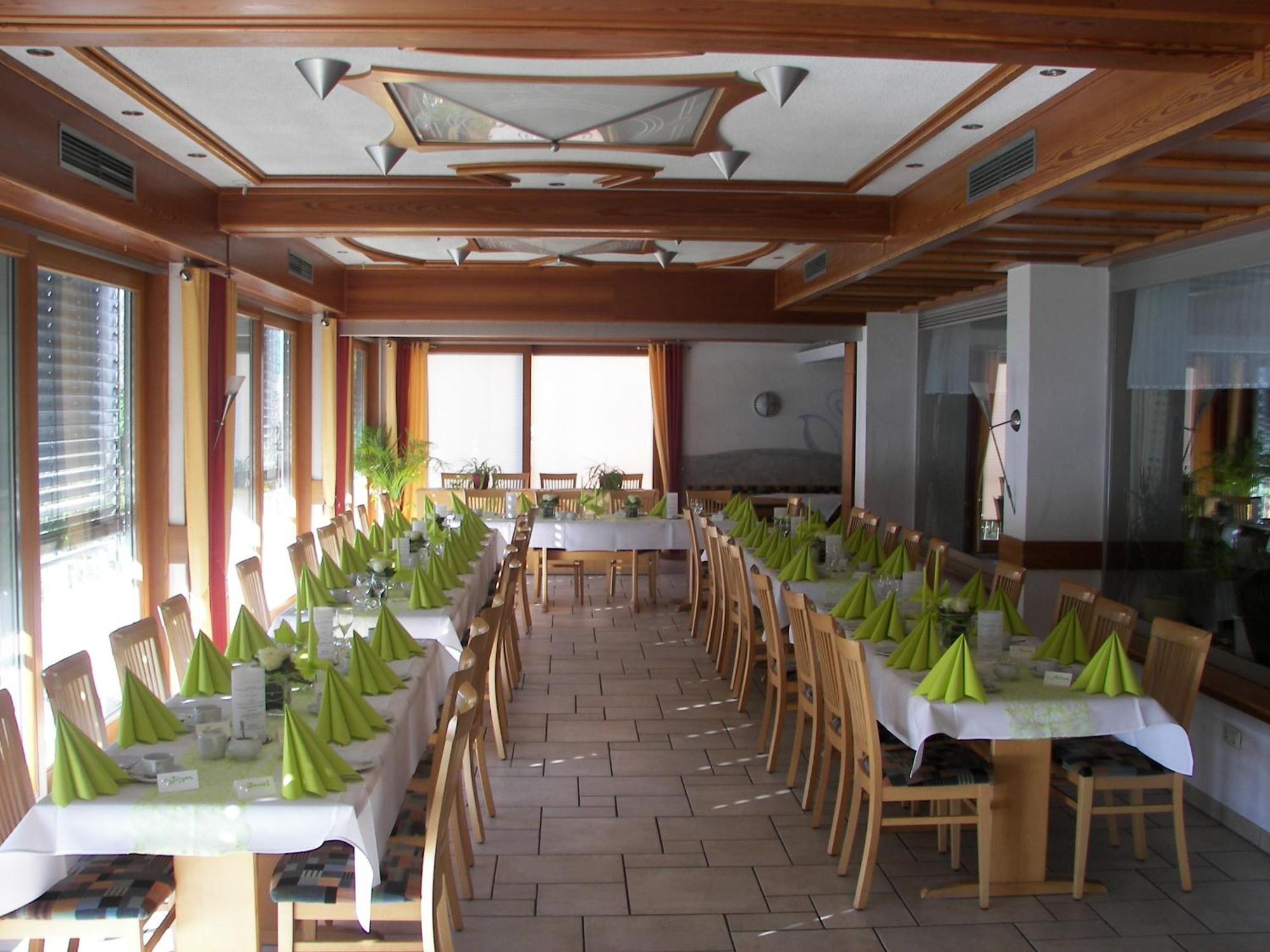 Gasthof Zum Schwanen Kleinostheim Ngoại thất bức ảnh